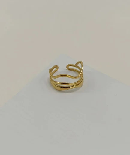 Wavy Trio Ring